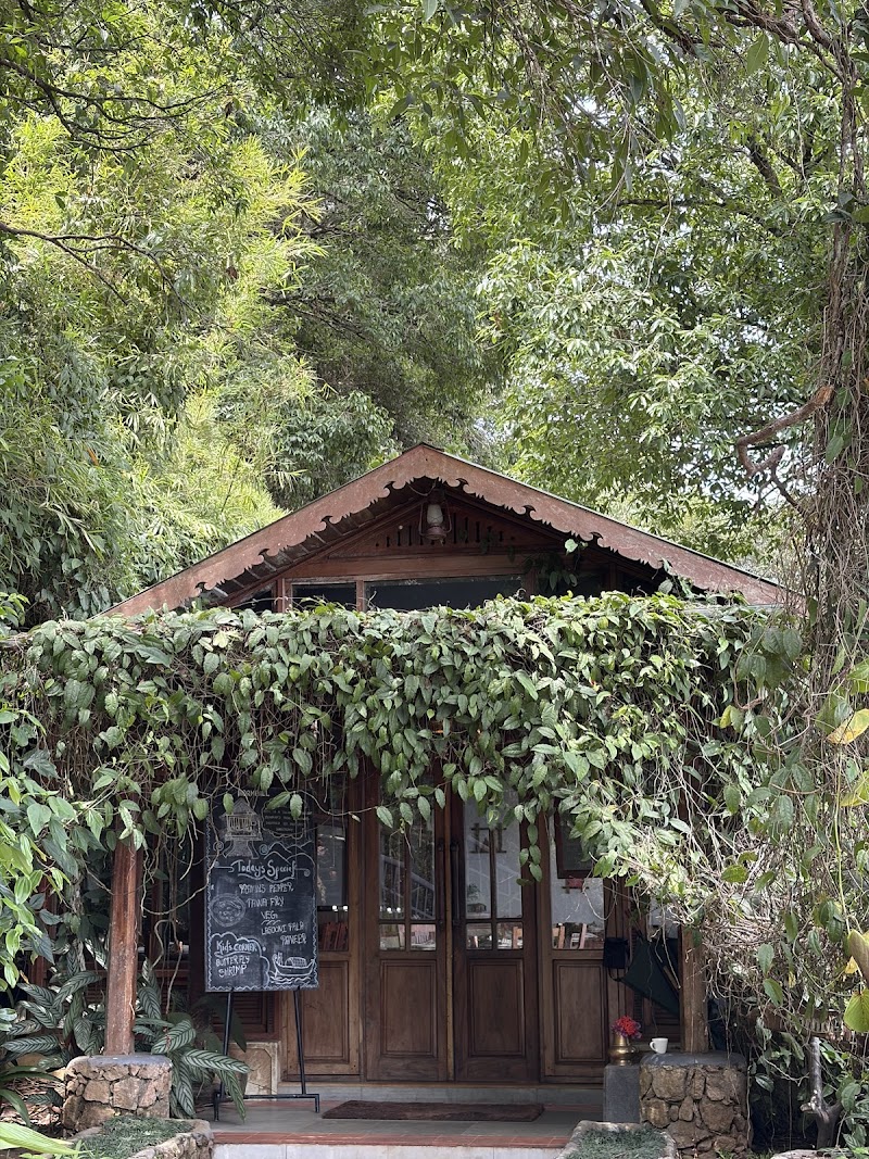 The Hornbill Restaurant - The Hornbill Restaurant Nature Resort & Spa, Blackberry Hills, Bison Vly Rd, Pothamedu, Munnar, Kannan Devan Hills, Kerala 685612, India