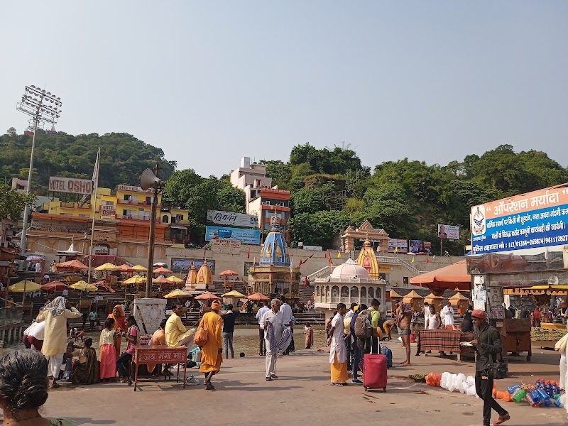 Ganga Mata Temple - Ganga Mata Temple X54C+H9F, Har Ki Pauri, Haridwar, Uttarakhand 249401, India