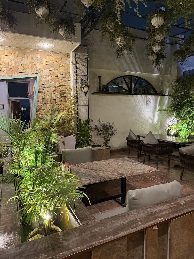 Big Yellow Door Dwarka (Pure Veg) - Big Yellow Door Dwarka (Pure Veg) 3rd Floor, 229, Dwarka Sector 9 Rd, above HONDA Showroom, Dwarka Sector 9, Dwarka, New Delhi, Delhi, 110075, India