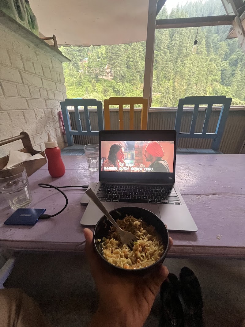 Rudrani Stays & Cafe, Jibhi - Rudrani Stays & Cafe, Jibhi Rudrani Stays, Old, Market, Jibhi, Rashala, Himachal Pradesh 175123, India