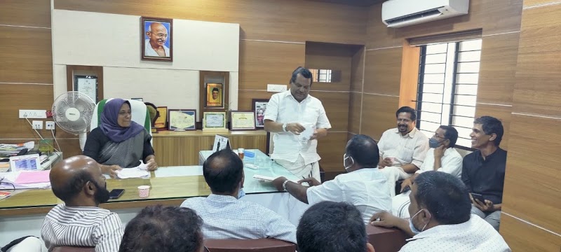 Manjeri municipal office - Manjeri municipal office, 44C9+779, Karuvambram, Manjeri, Kerala 676123, India
