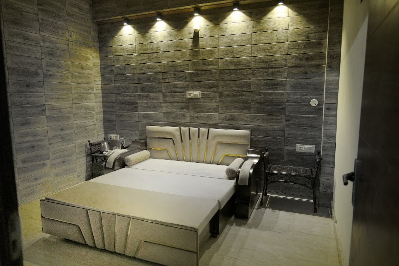 Kashi Dream Stays - Kashi Dream Stays, D54/152 A-1, Shri Nagar Colony, Ram Kund, Sidhgiribagh, Varanasi, Uttar Pradesh 221010, India