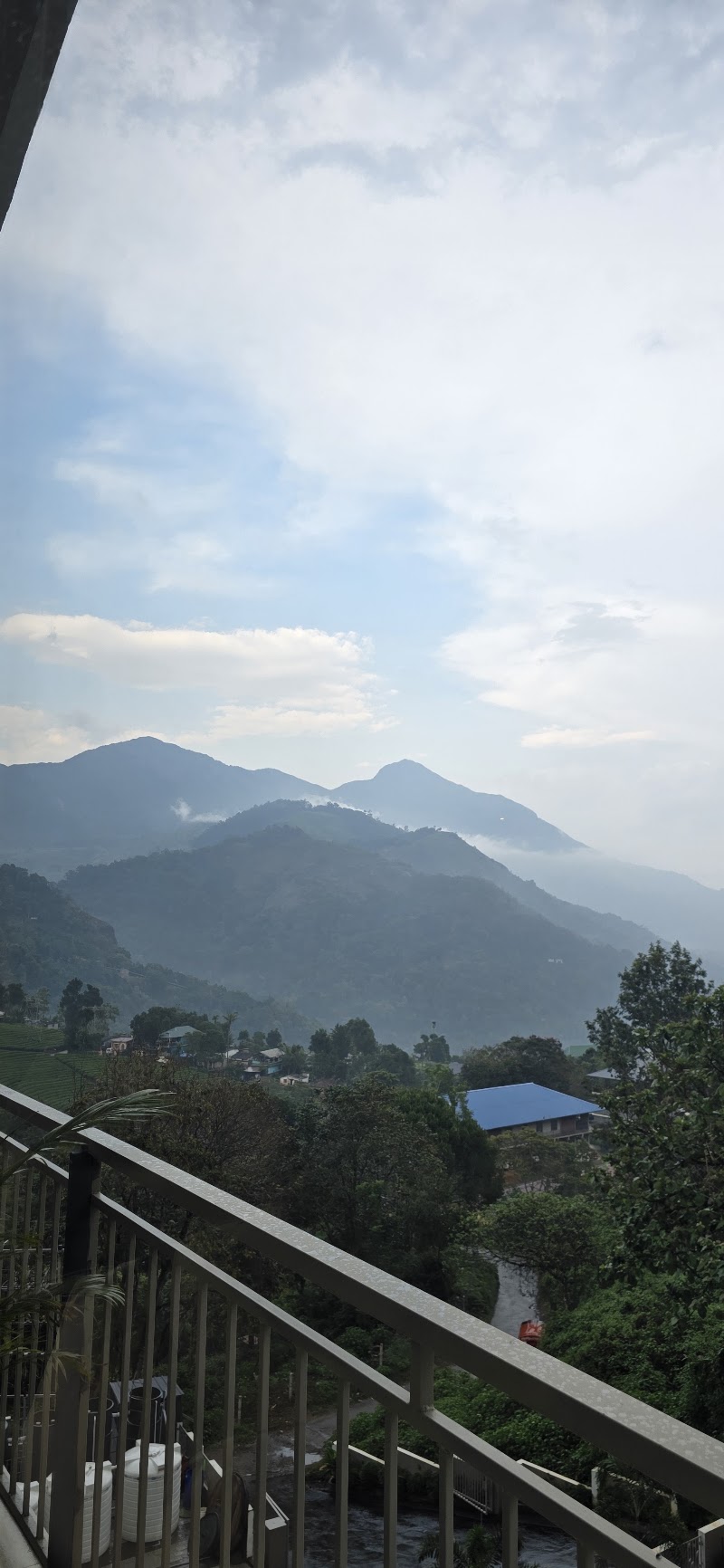 Golden Munnar Palace By Hawk Hospitality - Golden Munnar Palace By Hawk Hospitality 9/15, Chithirapuram Powerhouse Road, Chithirapuram, Kerala 685565, India