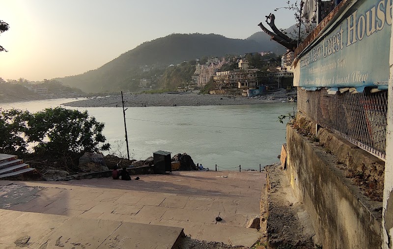 Hotel Ganga View - Hotel Ganga View in front of Rani Temple, next to the sunset ghat, Laxman Jhula, Rishikesh, Jonk, Uttarakhand 249302, India