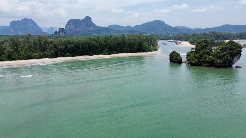 Antosil beach Krabi - Antosil beach Krabi 2QWP+284 Klong Muang Beach Road Tambon Nong Thale, Amphoe Mueang Krabi, Chang Wat Krabi 81000, Thailand