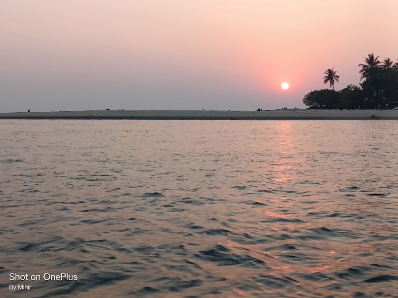 Sarveshwar Light House Boating sarvies | Dolphin, Night & Fishing Safari - Sarveshwar Light House Boating sarvies | Dolphin, Night & Fishing Safari, Mobarwadi, Devbaug, Moreshwar Dhuri, Malvan, Devbag, Maharashtra 416606, India