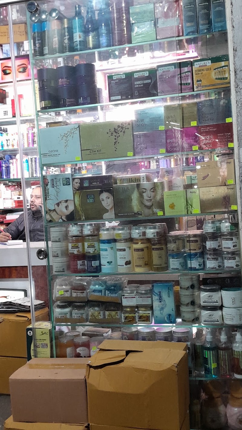 Tanisha Fashion Boutique (Tailor) - Tanisha Fashion Boutique (Tailor) With Tanisha Cyber Cafe, satguru enclave, Gali No. 10A, near Ma Sheetla Medical Store, Palam Vihar Extension, Gurugram, Haryana 122015, India