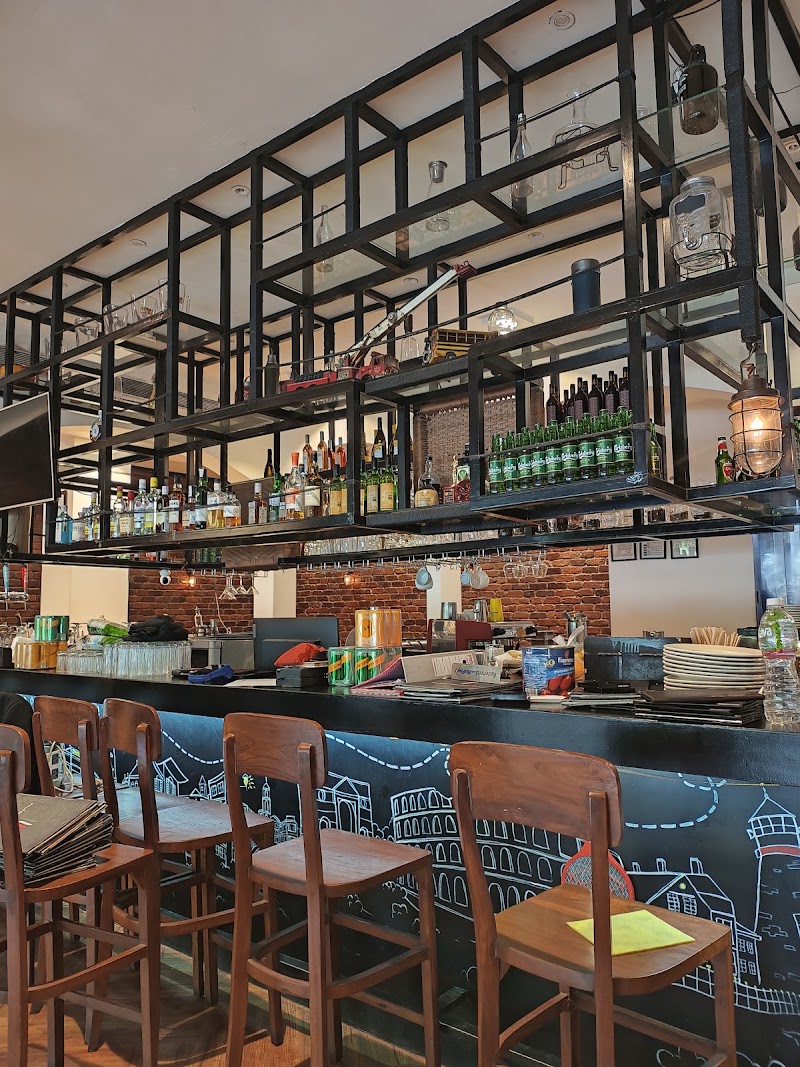 Mia Cucina - Mia Cucina Transocean House, Hiranandani Business Park, G3, Lake Blvd Rd, Hiranandani Gardens, MHADA Colony 19, Powai, Mumbai, Maharashtra 400076, India