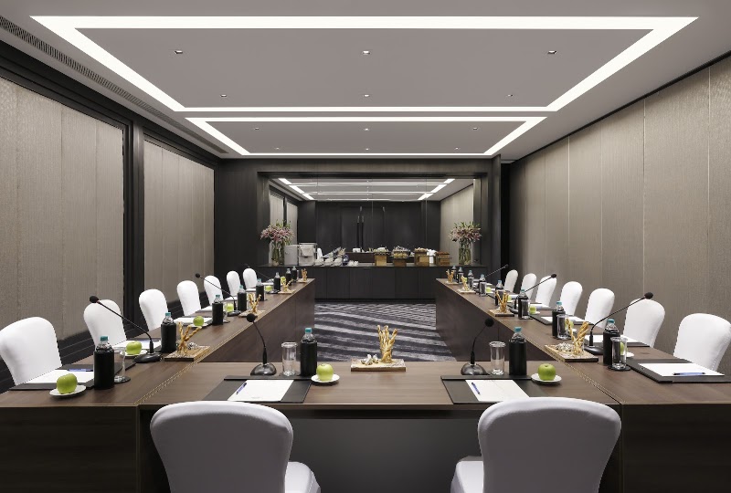 Novotel Chennai Chamiers Road - Novotel Chennai Chamiers Road City Centre, near Boat Club Road, &, Nandanam, Chennai, Tamil Nadu 600035, India