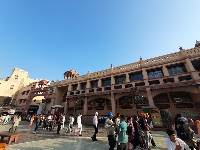 Statue of Maharaja Ranjit Singh - Statue of Maharaja Ranjit Singh, Shop no 12 to 15, JVFH+JRH Dharam Singh Market, 143 001, Chowk Phuwara, Town Hall, Katra Ahluwalia, Amritsar, Amritsar Cantt., Punjab 143006, India