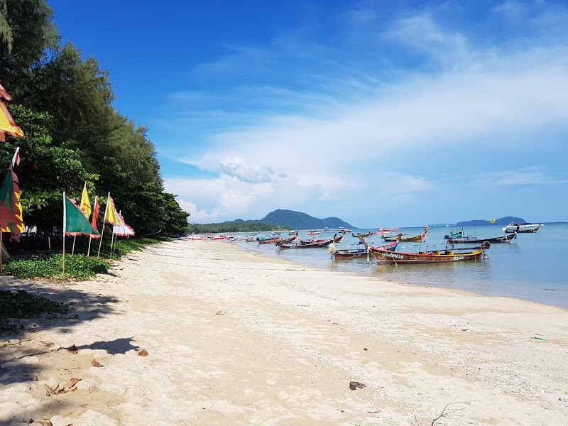 Sun Leisure World - Sun Leisure World The Royal Paradise Hotel & Spa Patong Phuket Rat-U-Thit 200 Pee Road Kathu, ตำบลป่าตอง phuket, ภูเก็ต 83150, Thailand