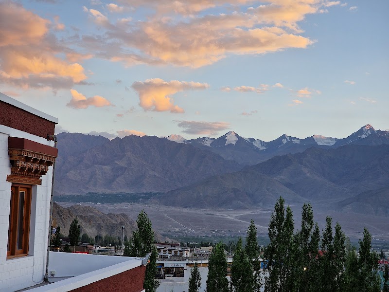 Hotel Shangrila- Top Hotels | Best Luxury Hotel | 4 Star Hotels In Ladakh - Hotel Shangrila- Top Hotels | Best Luxury Hotel | 4 Star Hotels In Ladakh Hotel Shangrila, Old Road Sheynam Ladakh Old road shenam, Leh, 194101