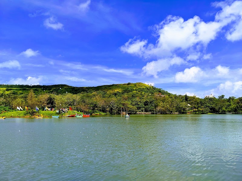 Lake Garden - saputara - Lake Garden - saputara HPFW+WH5, Shirur - Satara Rd, Satara, Saputara, Gujarat 394720, India