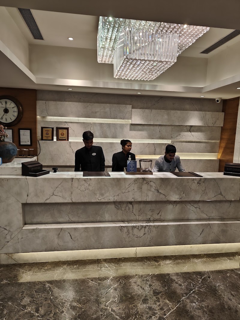 Hotel Singhania Sarovar Portico,Raipur - Hotel Singhania Sarovar Portico,Raipur Great Eastern Rd, near AIIMS Hospital, Sarvodaya Nagar, Tatibandh, Raipur, Chhattisgarh 492099, India