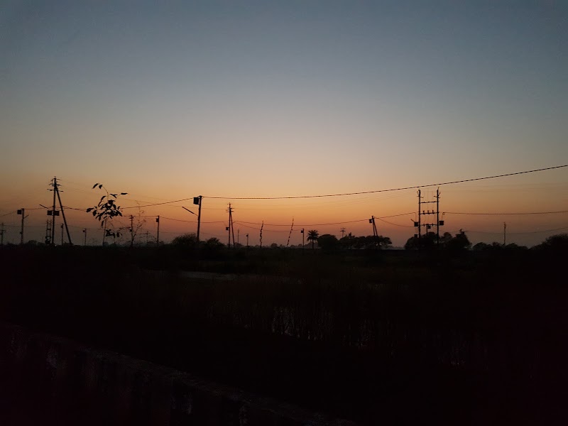 Sunset point - Sunset point 5VGR+77J, Mr4Extension Rd, Madhya Pradesh 482002, India