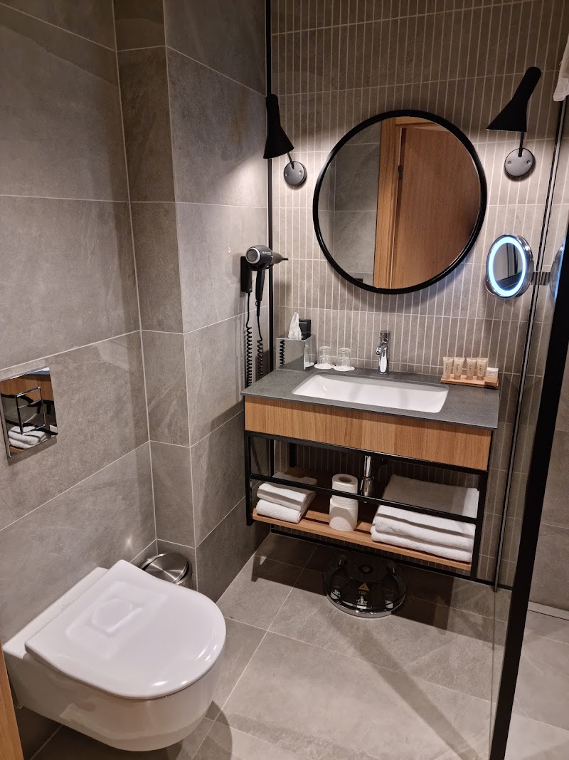 Radisson Hotel & Apartments Gdansk - Radisson Hotel & Apartments Gdansk, Chmielna 10, 80-748 Gdańsk, Poland
