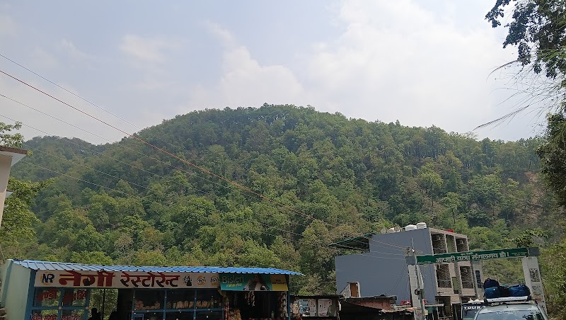 Ramnagar Market - Ramnagar Market, 94JC+W3P, Jassaganja, Ramnagar, Shivlalpur Khazanchi, Uttarakhand 244715, India