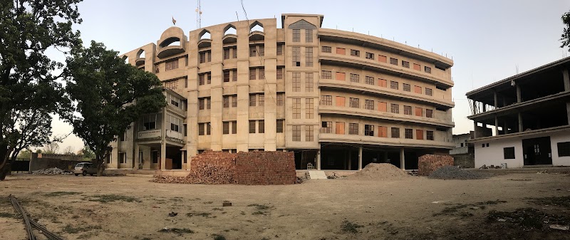Khanqah e Arifia - Khanqah e Arifia, Shah Safi Rd, Saiyed Sarawan, Uttar Pradesh 212213, India