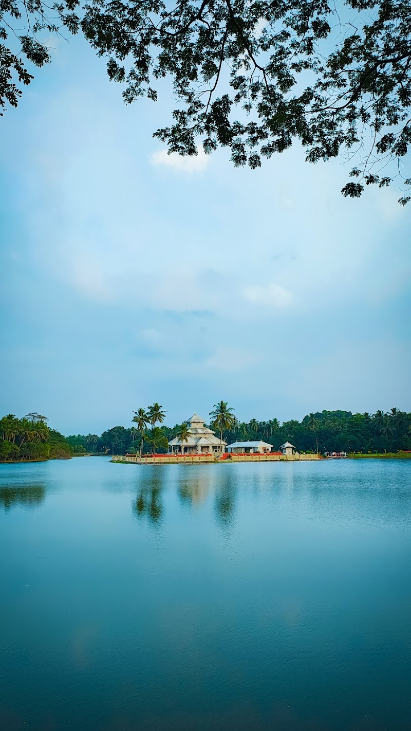 Anekere Shri Chaturumukha Basadi (Karkala) - Anekere Shri Chaturumukha Basadi (Karkala), anekere, Udupi - Karkala Rd, opp. Auto Stand, Anekere, Udupi, Karkala, Karnataka 574104, India