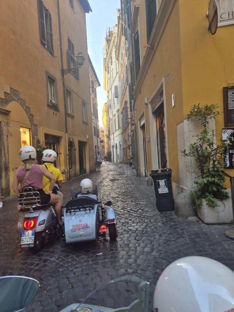 Sidecar Tour in Rome - Vespa SideCar Tour - Sidecar Tour in Rome - Vespa SideCar Tour, Via Luigi Santini, 2, 00153 Roma RM, Italy