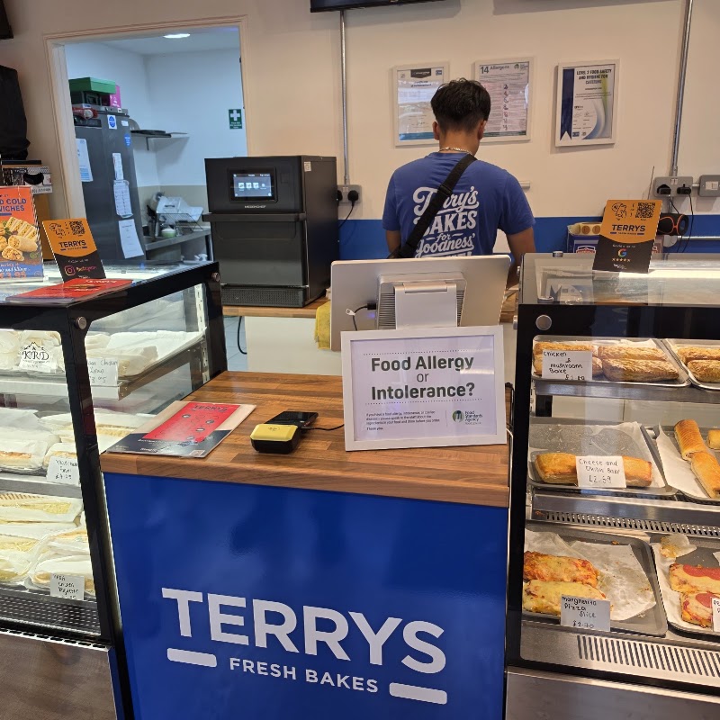 Terrys Fresh Bakes - Terrys Fresh Bakes 153 Cannon St Rd, London E1 2LX, UK