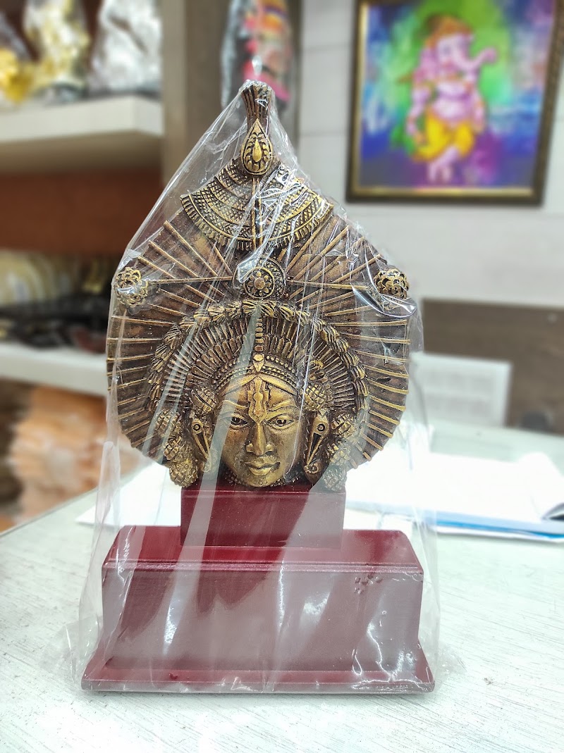 Gokul Market - Gokul Market, VR9R+CPX, KSR Road, Opposite Old Bus Stand, Hampankatta, Mangaluru, Karnataka 575001, India