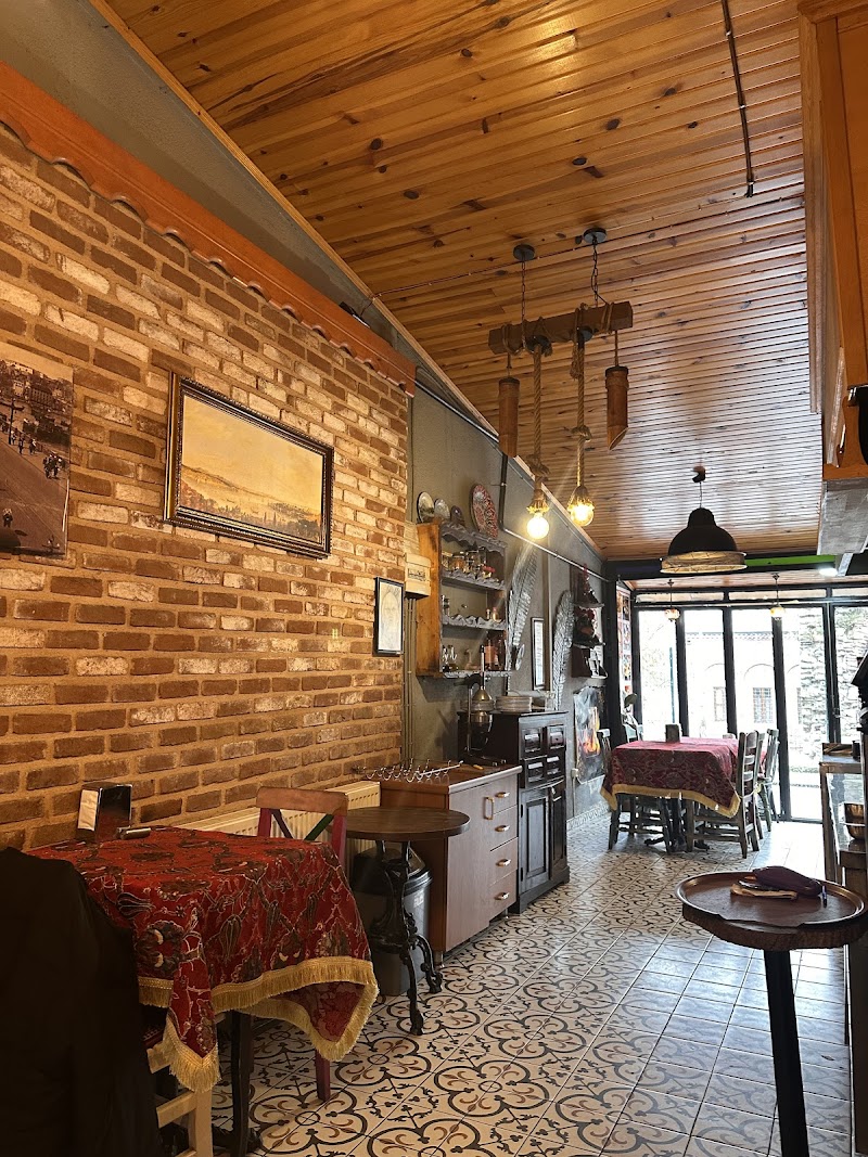 Old Balat Cafe & kitchen - Old Balat Cafe & kitchen, Balat, Vodina Cd. No:56, 34087 Fatih/İstanbul, Türkiye