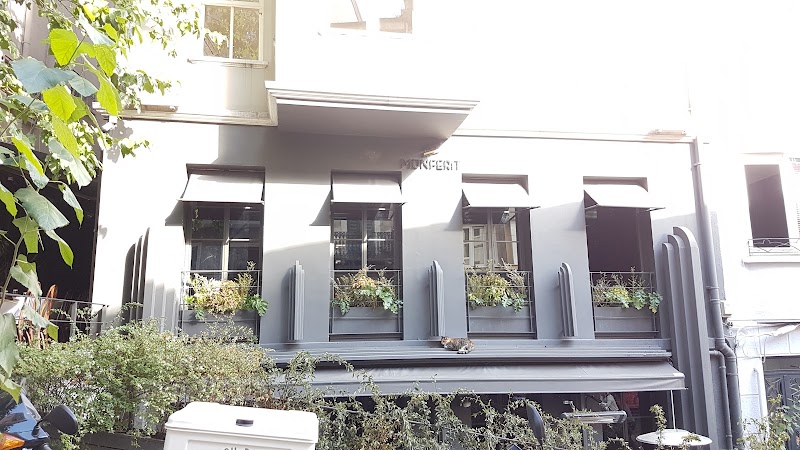 Münferit - Münferit, Firuzağa, Yeni Çarşı Cd. No:19, 34425 Beyoğlu/İstanbul, Türkiye