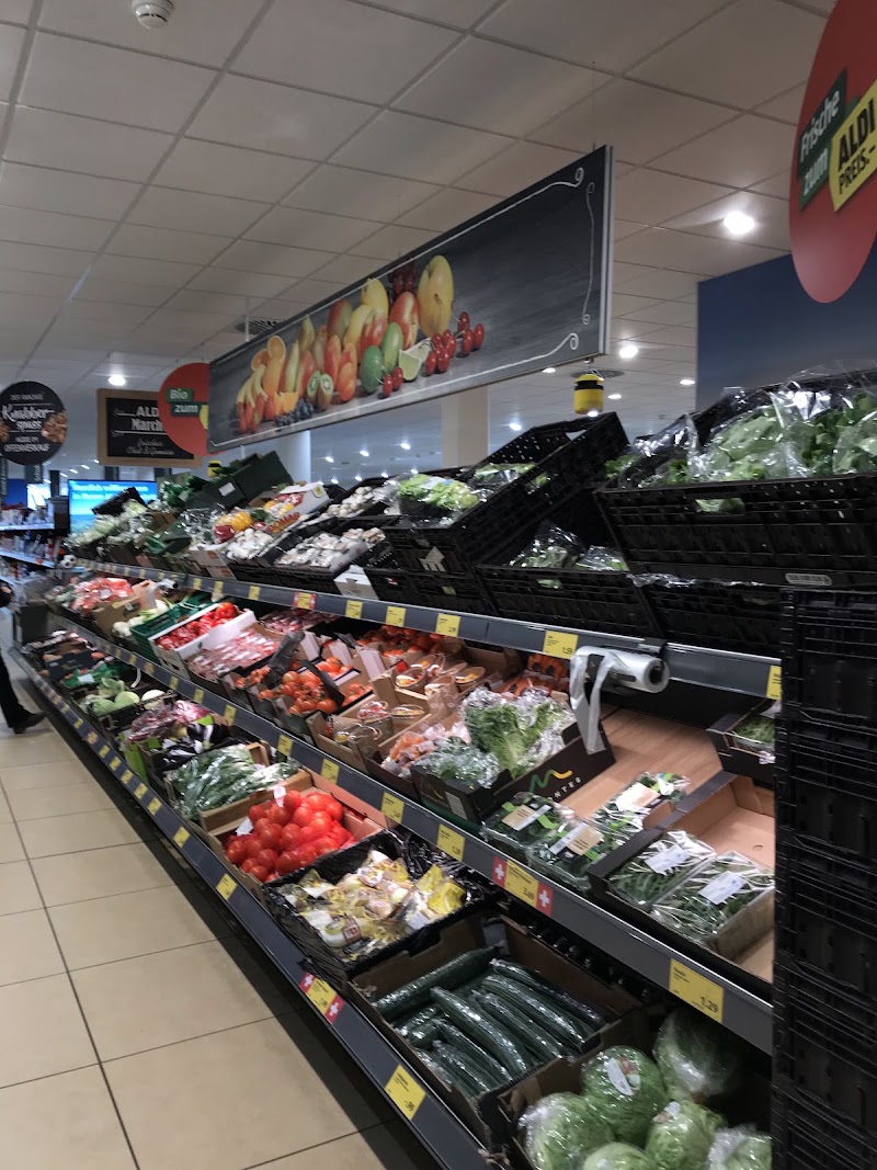 ALDI SUISSE - ALDI SUISSE, Hohlstrasse 473, 8048 Zürich, Switzerland