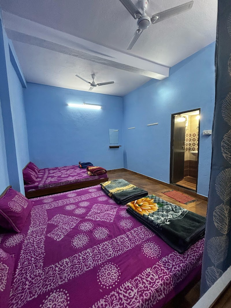 Hotel Shri Kunj - Hotel Shri Kunj Chintaman Road, opposite Gyan Sagar Global Academy, near Mahakal Mandir / Temple, Jaisinghpura, Ujjain, Madhya Pradesh 456010, India