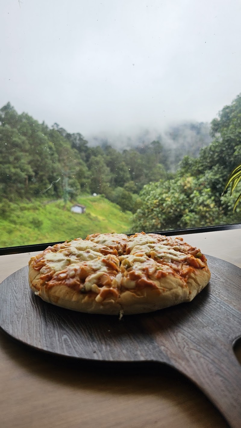 Trekky's cafe - Trekky's cafe 7C25+37J, Kodaikanal Rd, Poombarai, Tamil Nadu 624103, India