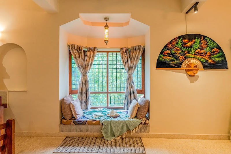 Alaya Stays by ELIVAAS Irayna - Villa in Bhimtal | 4 BHK Villa with Garden - Alaya Stays by ELIVAAS Irayna - Villa in Bhimtal | 4 BHK Villa with Garden House no - 52 Ward no - 05, Jind estate, near S.o.s, Tallital, Dungsil Shah, Bhimtal, Uttarakhand 263136, India