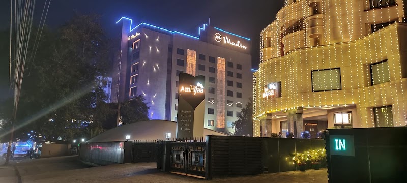 Madin Hotel