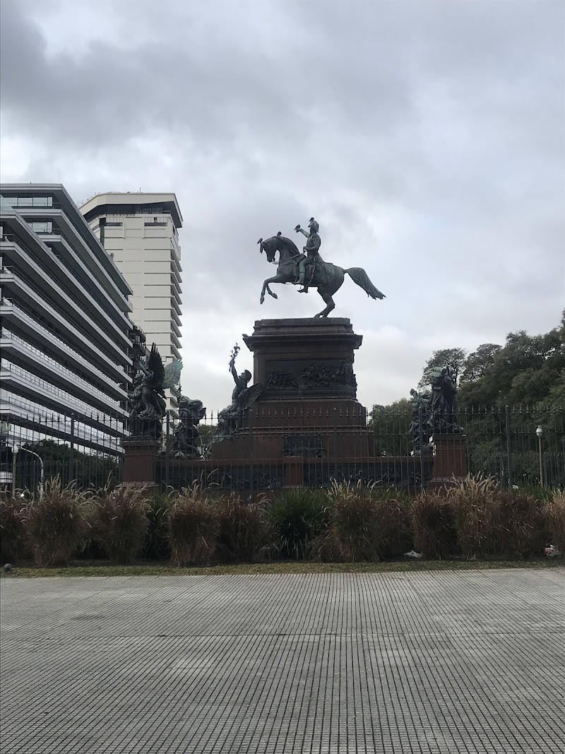 Plaza San Martin - Plaza San Martin, Retiro, C1059 Buenos Aires, Argentina