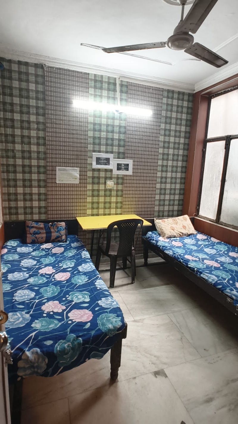 SHRI OM PG - SHRI OM PG PROP.No - 33, KH.No - 33.FLAT.NO-E-2, near Saket Metro, Saiyad ul Ajaib, Saket, New Delhi, Delhi 110030, India