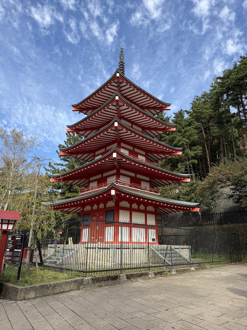 Fujimibashi Mount Fuji Viewing Platform - Fujimibashi Mount Fuji Viewing Platform, Japan, 〒401-0304 Yamanashi, Minamitsuru District, Fujikawaguchiko, Kawaguchi, 御坂みち
