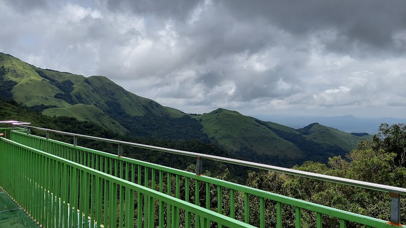Glass Bridge 900 Kandi Wayanad - Glass Bridge 900 Kandi Wayanad Thollayiram estate road, Puthumala, po, Kalladi, Meppadi, Kerala 673577, India