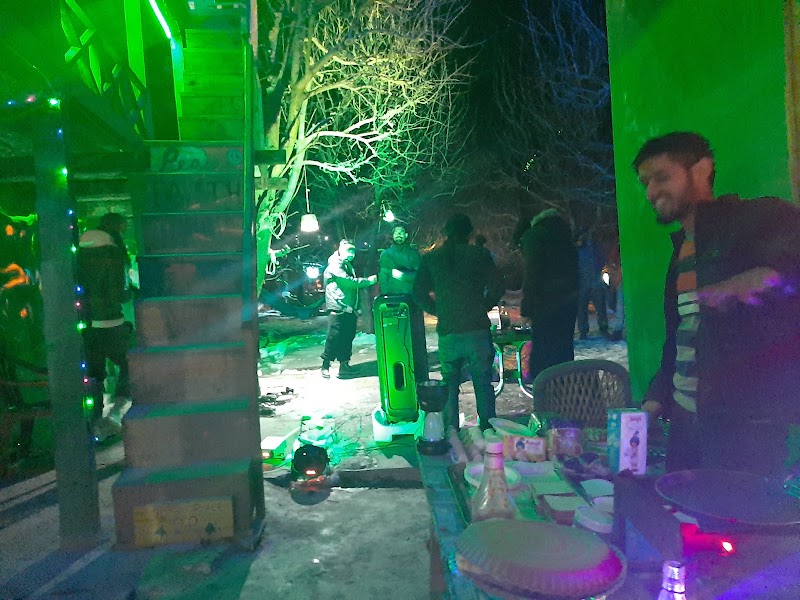 Apple Garden Cafe - Apple Garden Cafe, Pulga, Sosan, Himachal Pradesh 175105, India