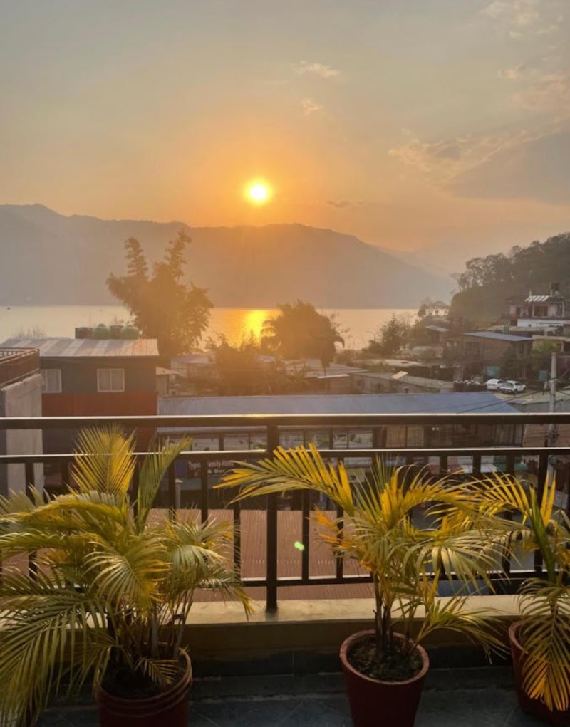 Hotel My Dream - Hotel My Dream 6XC5+63W, 22 Road, Pokhara 33700, Nepal