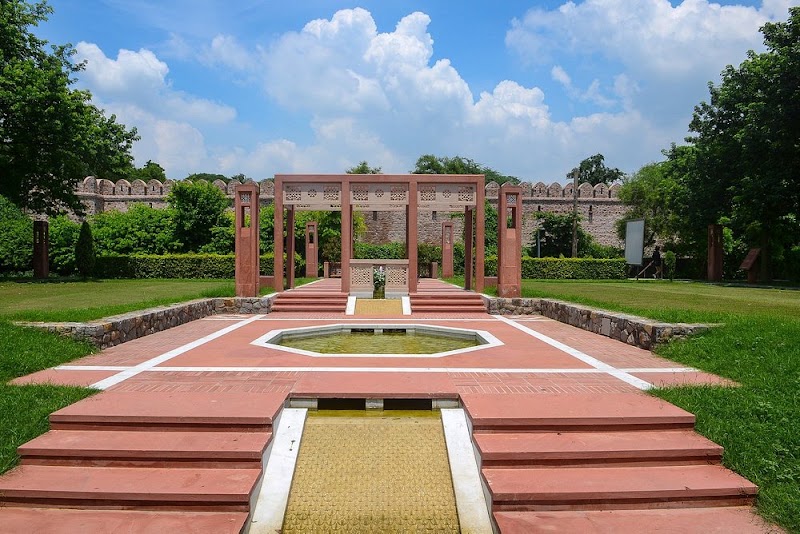Sunder Nursery - Sunder Nursery Bharat Scouts and Guides Marg, Opposite Humayun’s Tomb, Nizamuddin, National Zoological Park, Sundar Nagar, New Delhi, Delhi 110013, India