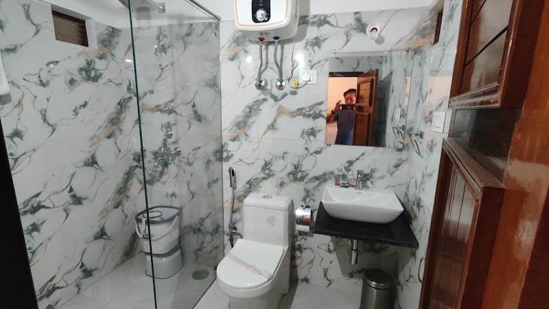 Hotel North Star - Hotel North Star, 26, HD Lama Rd, near Mall Road, Chauk Bazaar, Darjeeling, West Bengal 734101, India