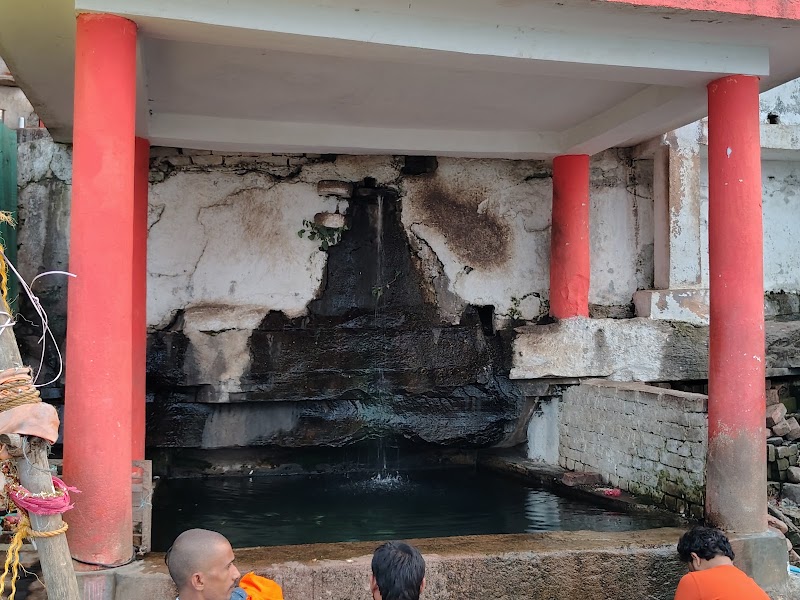 Hanuman Dhara Mandir - Hanuman Dhara Mandir, Naya Gaon, Chitrakoot, Madhya Pradesh 485334, India