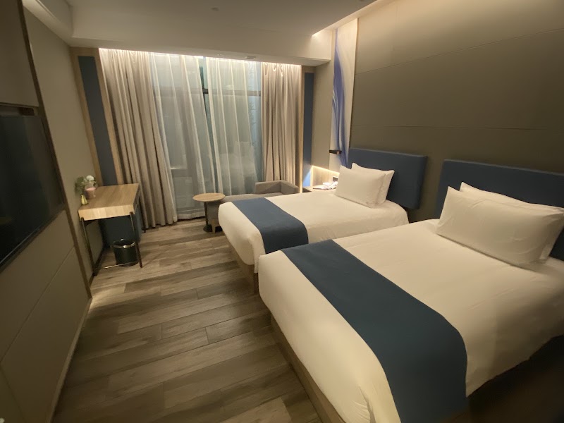 Naive S Hotel - Naive S Hotel China, Shen Zhen Shi, Nan Shan Qu, Yue Hai Jie Dao, Nanyou, Chuang Ye Lu, 82号社区 CN Guangdong 深圳 南商路 邮政编码: 518000