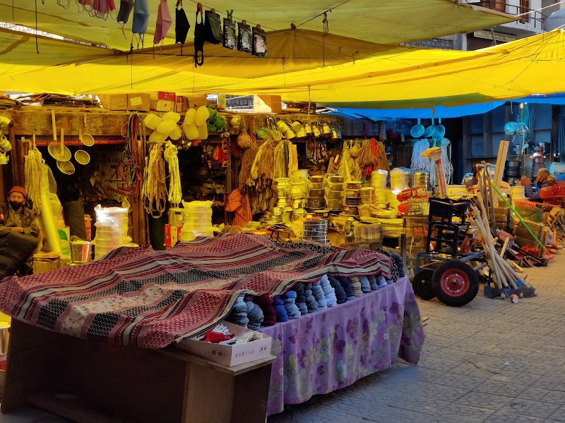 Moti Market Leh - Moti Market Leh, Shop no 1, first floor, takthok complex, Moti market, Leh, 194101