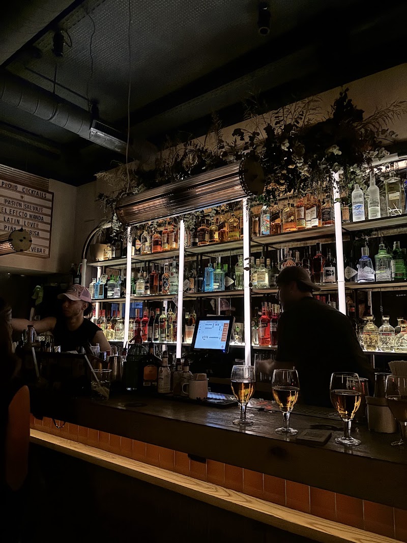 Número Nueve Bar | Barcelona - Número Nueve Bar | Barcelona Carrer de la Vidrieria, 9, Ciutat Vella, 08003 Barcelona, Spain