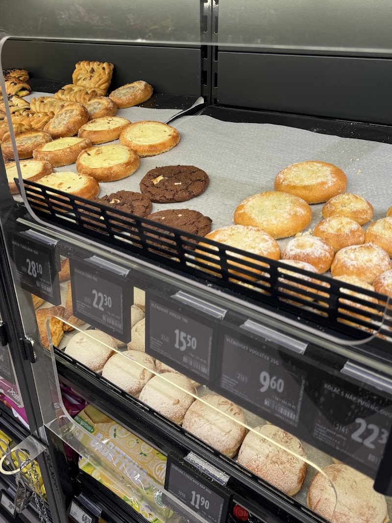 Albert Supermarket - Albert Supermarket 8. listopadu 228/1A, 169 00 Praha 6-Břevnov, Czechia