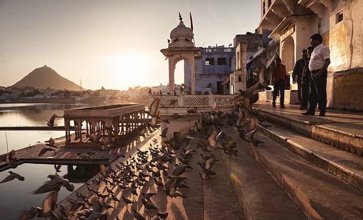 Varah Ghat - Varah Ghat, FHQ4+V8X, Choti Basti, Pushkar, Rajasthan 305022, India