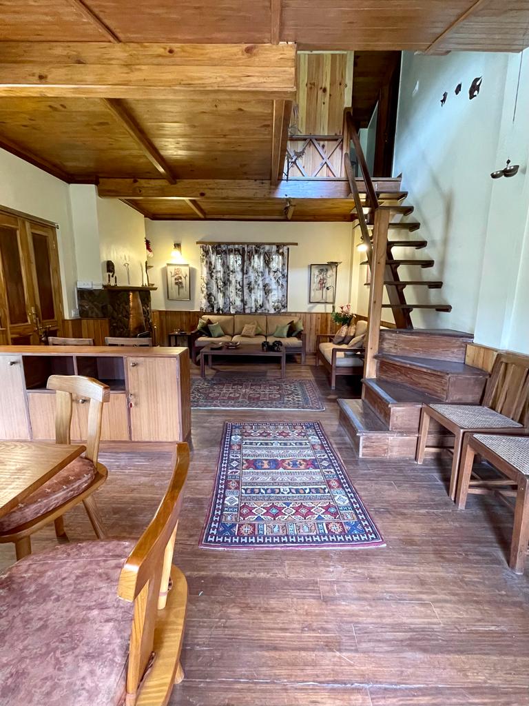 ROSASTAYS Mallital, Nainital - ROSASTAYS Mallital, Nainital, Rosastays, H.No.45, Vienna Cottage, Dhampur Bend, Mallital, Nainital, Uttarakhand 263001, India