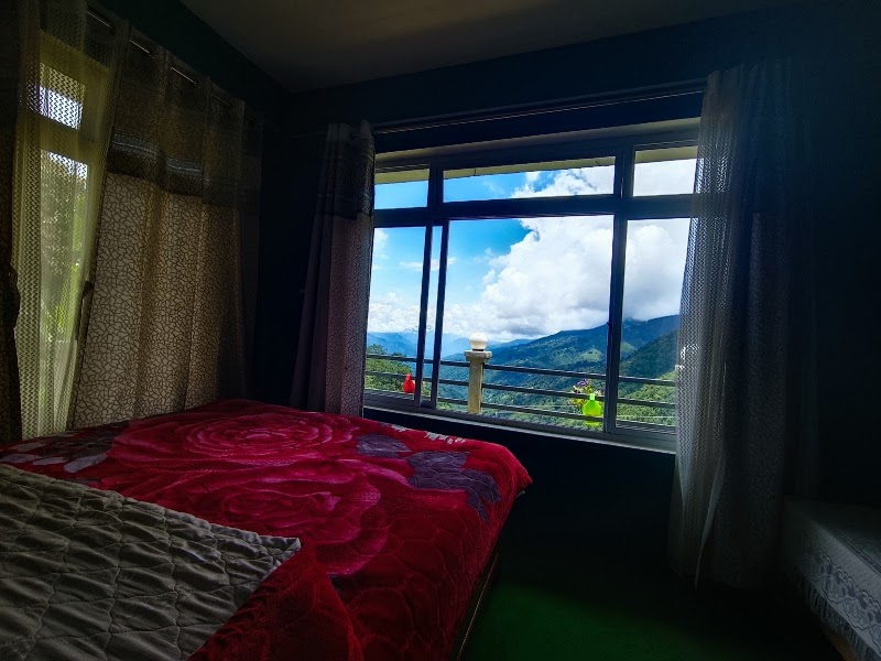 Ghising Homestay - Ghising Homestay Mazuwa Road Dameygaon, near Manybhanjang, Majua, West Bengal 734221, India
