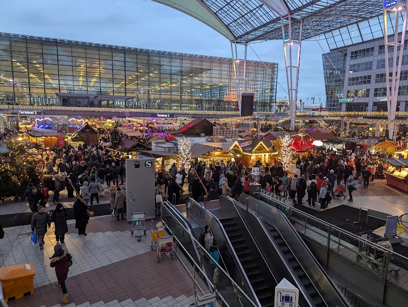 München Airport Center - München Airport Center, Terminalstraße Mitte, 85356 Oberding, Germany